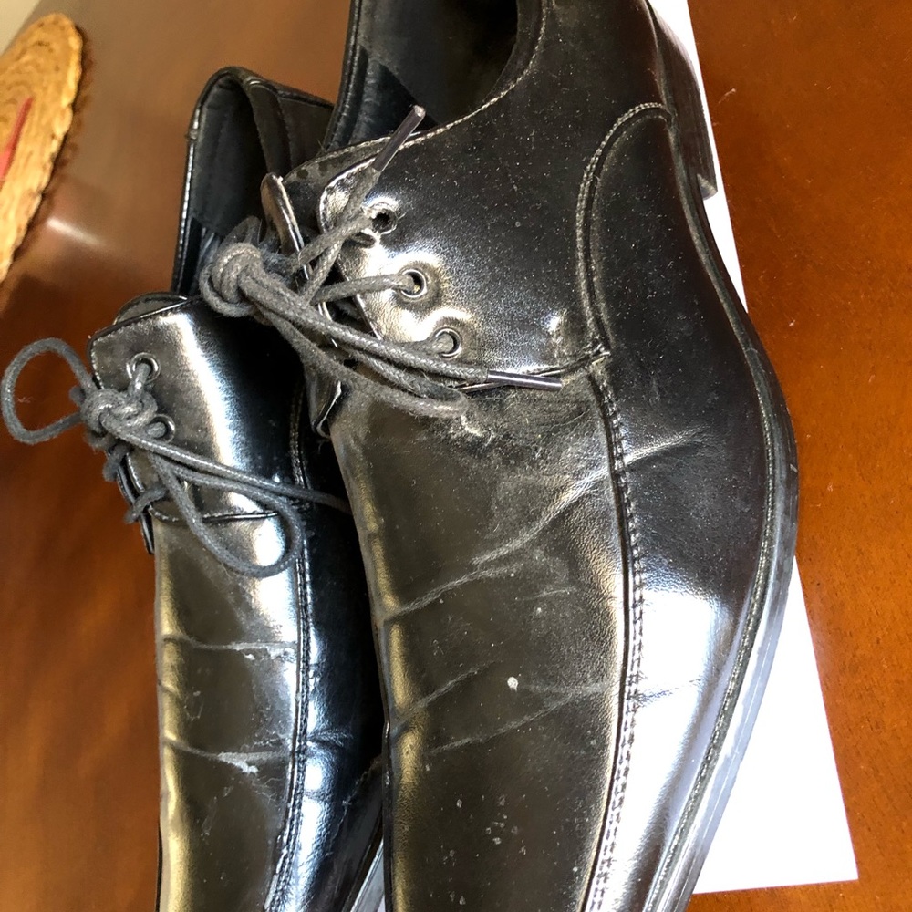 Shoes - Picture 2 of 2